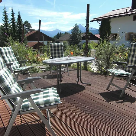 Haus Rosengarten *